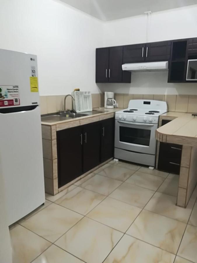 Apartamento Lopez Y Azofeifa Portete Exteriör bild